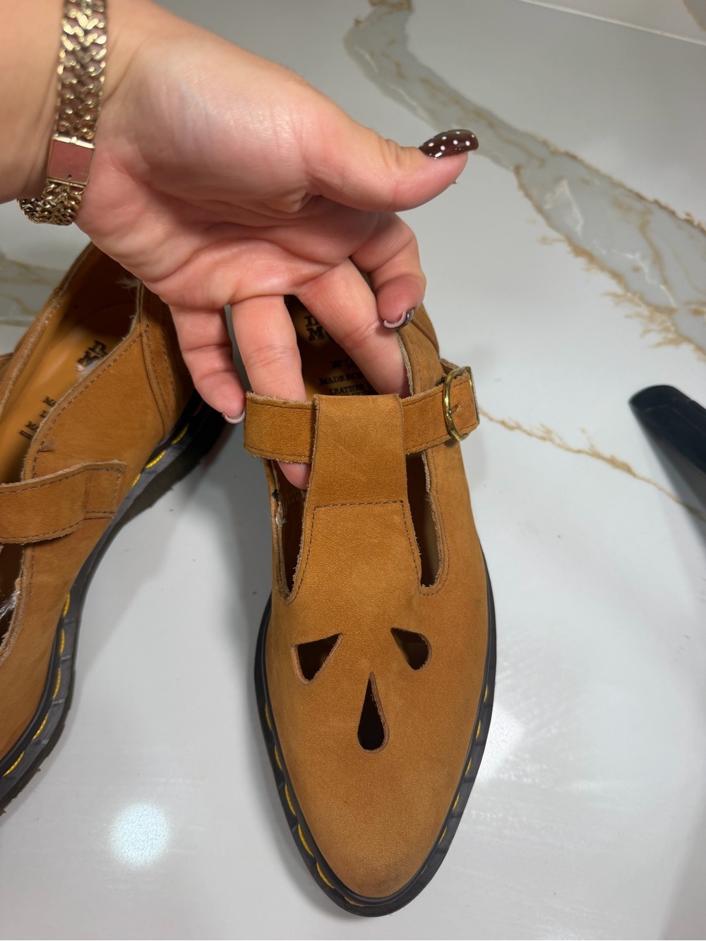 Women’s Vintage Tan Suede Mary Jane T-Strap Flats - Picture 6 of 11
